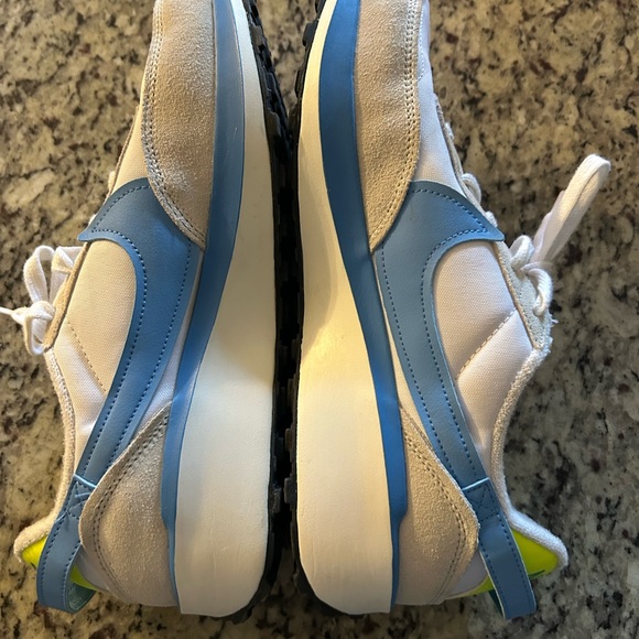 Nike Waffle Debut - Picture 3 of 9